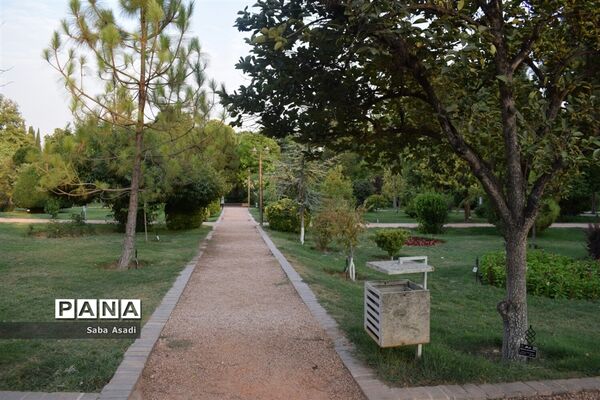 باغ ارم زیبایی چهار فصل شیراز