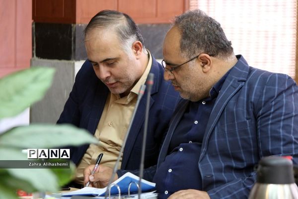 نشست کارگروه سرویس مدارس شهر تهران