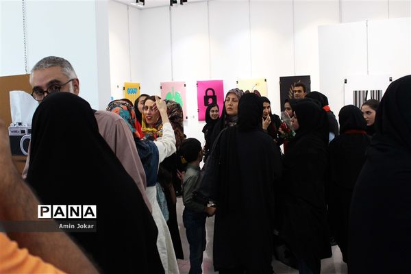 نمایشگاه گروهی  آثار پوستر هنرجویان رشته گرافیک  هنرستان امام رضا(ع)  و هنرستان فنی فاطمه زهرا(س)شهرستان کازرون