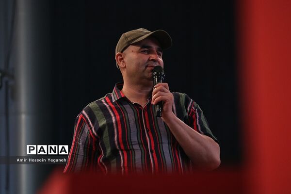 هشتمین شب از بیست و دومین جشنواره تابستانی کیش
