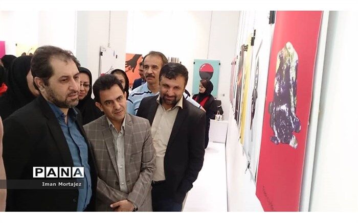 نمایشگاه گروهی آثار پوستر هنرجویان رشته گرافیک هنرستان های دخترانه شهرستان کازرون