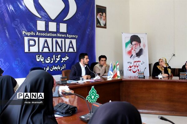 دوره آموزشی خبرنگاری، عکاسی و فن بیان  ویژه مسئولان انجمن اسلامی دانش‌آموزان دختر ارومیه