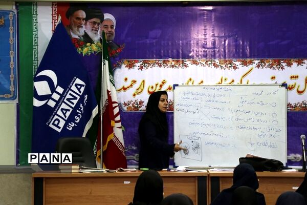کلاس‌های خبرنگاری و مجریگری سازمان دانش‌آموزی خراسان رضوی