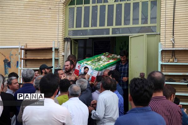 وداع باشکوه با پیکرسرهنگ شهیدعباس بهروزی درخِشت