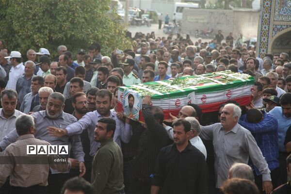 وداع باشکوه با پیکرسرهنگ شهیدعباس بهروزی درخِشت