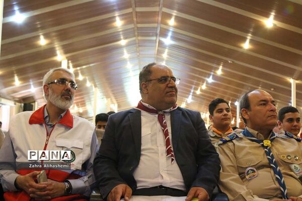 اردوی پیشتازان شهر تهران با شعار همفکری، همدلی و همکاری