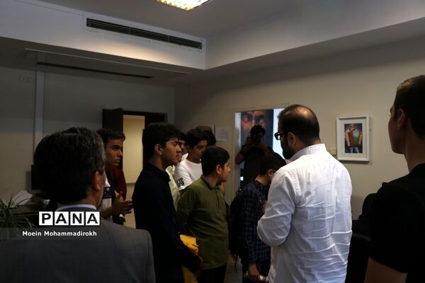بازدید دانش‌آموزان  پسر دوره‌‌های تابستانه سازمان دانش‌آموزی خراسان رضوی از موسسه فرهنگی هنری شهر آرا مشهد