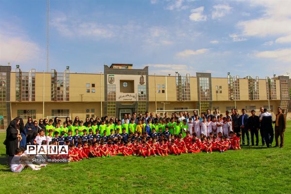 بازدید خبرنگاران از مراکز فرهنگی و ورزشی  شهرداری همدان