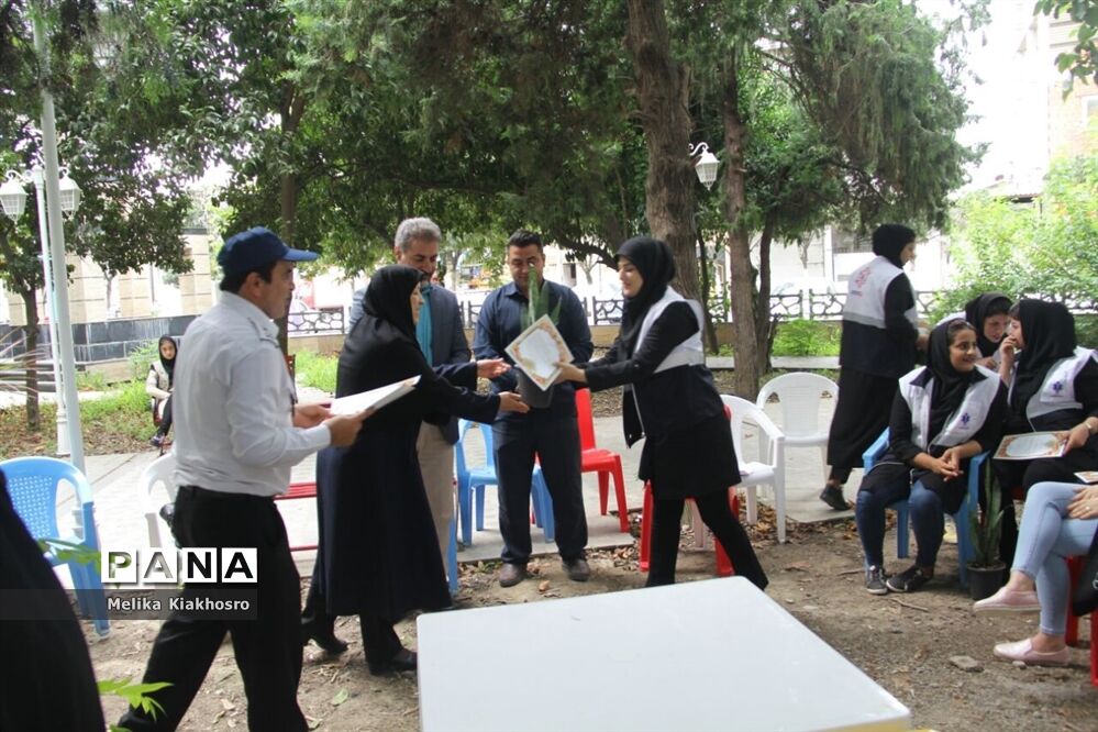 نشست هم‌اندیشی فعالان اجتماعی محیط زیست در محمودآباد