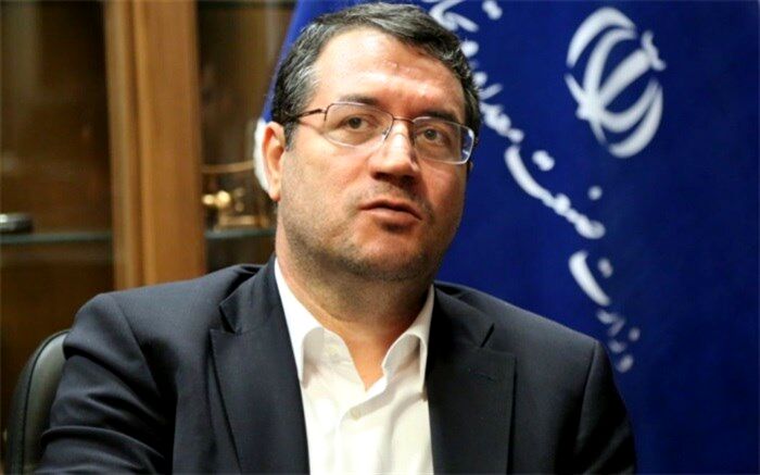 وزیر صمت: صدا و سیما توانمندی های تولید را به مردم نشان دهد