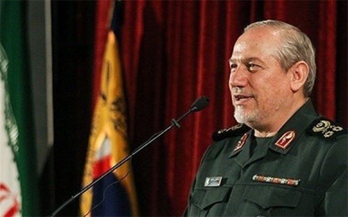 سرلشکر صفوی: آمریکایی‌ها مجبورند منطقه را ترک کنند