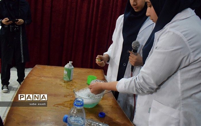 از ۳۰۰ برگزیده چهارمین جشنواره ملی دانش‌آموزی ابن‌سینا تقدیر شد