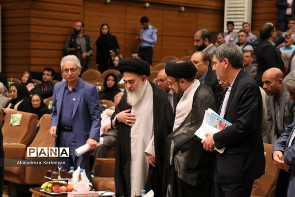 هفدهمین اجلاس سالانه خیرین تأمین سلامت فارس