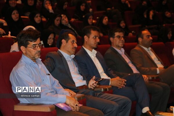 مراسم تجلیل از برگزیدگان سی و هفتمین دوره مسابقات قرآن و عترت،پرسش مهر و نوجوان سالم شهرقدس