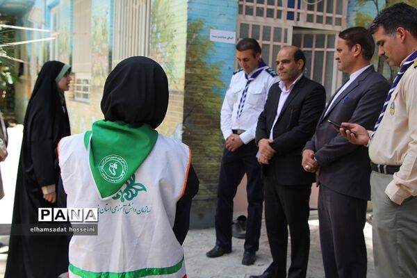 بازدید مدیرکل آموزش و پرورش استان یزد از اردوی استانی پیشتازان