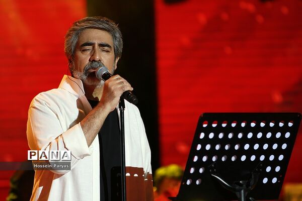بازگشت  «زمان» پس از 17 سال سکوت