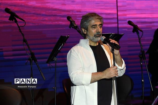 بازگشت  «زمان» پس از 17 سال سکوت