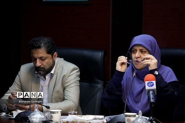 نشست خبری رئیس مرکز استعدادهای درخشان و دانش‌پژوهان جوان