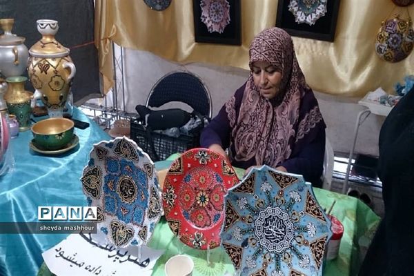 برگزاری جشنواره تابستانه صنایع دستی هنرمندان شهرری