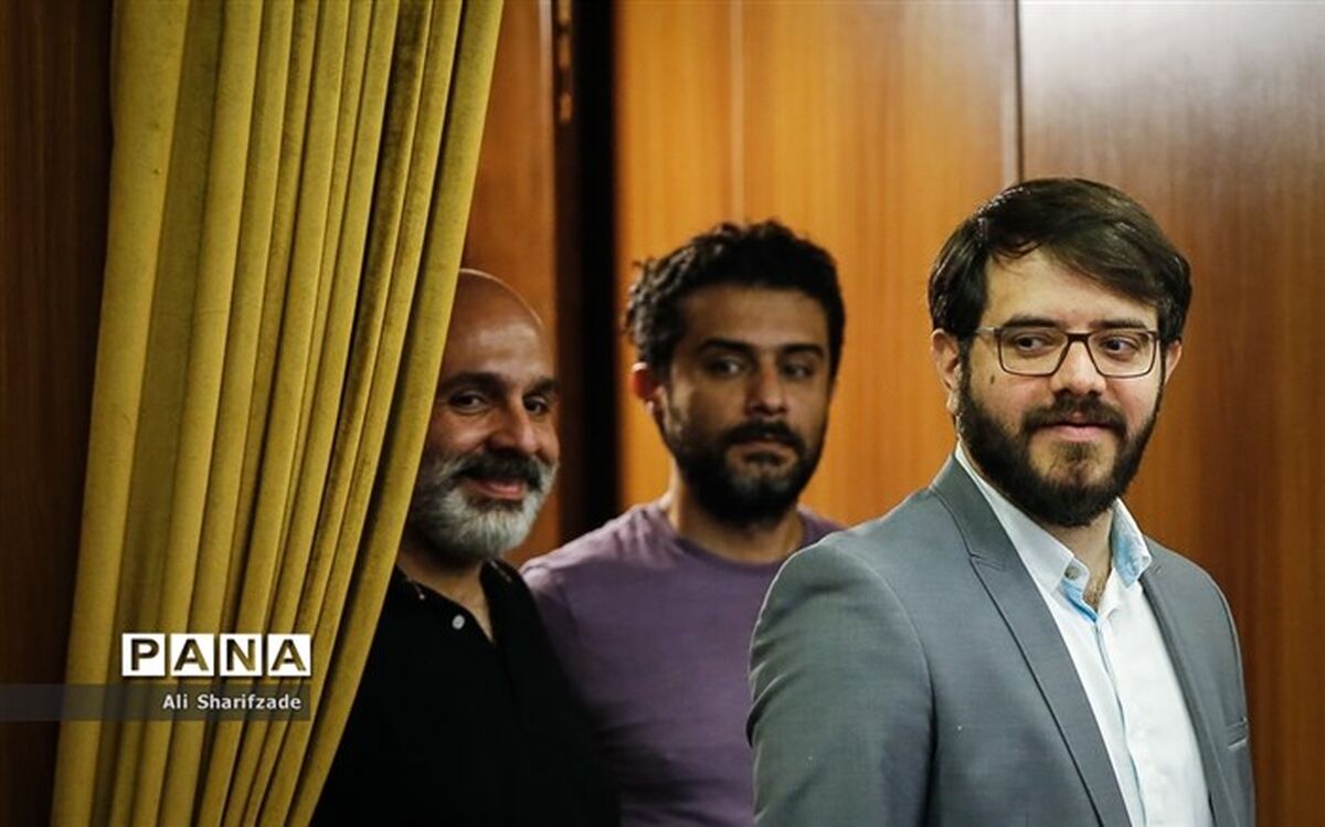 واکنش تهیه‌کننده سریال گاندو به انتقادات ظریف