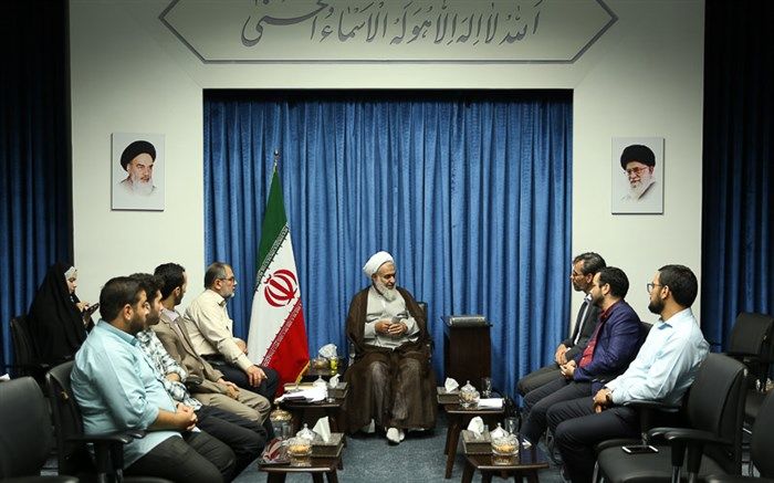 رسانه‌ها دردها و مشکلات مردم را به مسئولان منتقل کنند