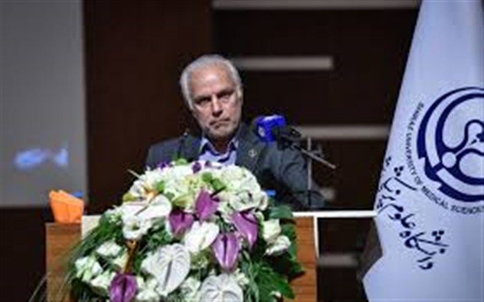 شیر مادر با عشق و علاقه ی مادر همراه است