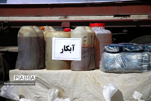 مصاحبه مطبوعاتی استاندار و فرمانده انتظامی خراسان جنوبی در خصوص کشفیات مواد مخدر