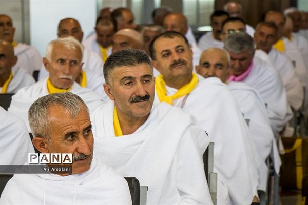 اعزام زائرین حج98 از آذربایجان غربی