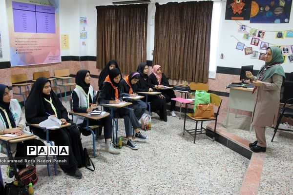 اردوی  استانی  دانش آموزان پیشتاز دختر استان بوشهر -۱
