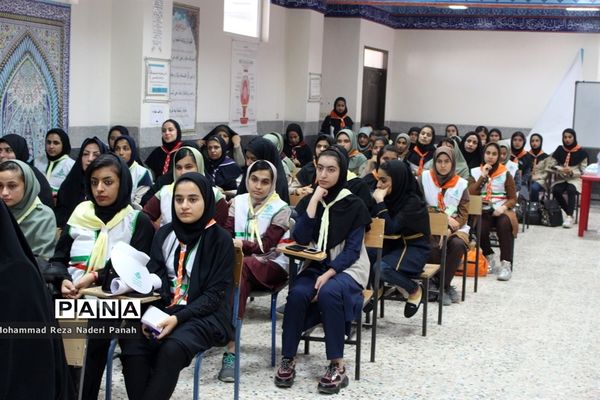 اردوی  استانی  دانش آموزان پیشتاز دختر استان بوشهر -۱
