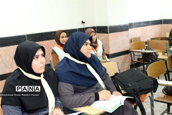 اردوی  استانی  دانش آموزان پیشتاز دختر استان بوشهر -۱