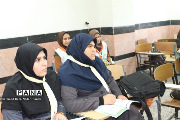 اردوی  استانی  دانش آموزان پیشتاز دختر استان بوشهر -۱