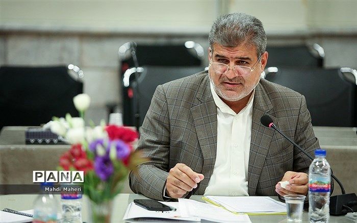 مدیرکل آموزش و پرورش تهران: ۱۰ هزار نفر کمبود نیرو داریم