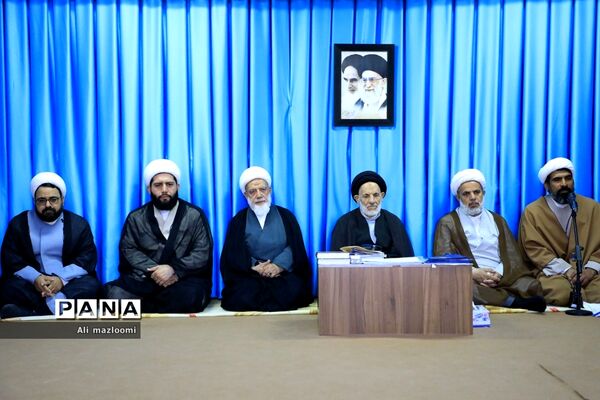 دیدار اعضای شورای هماهنگی تبلیغات اسلامی خراسان جنوبی با حجت الاسلام و المسلمین عبادی