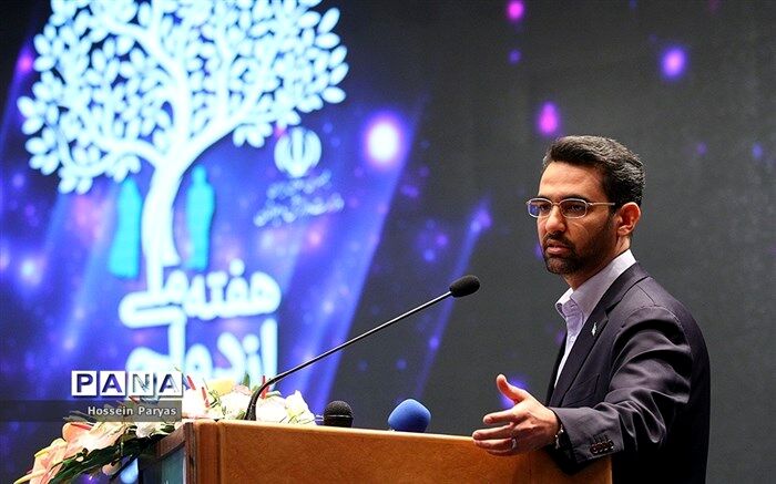 وزیر ارتباطات: صدای ظریف، حیثیت دیپلماسی امریکا را زیر سوال برده است