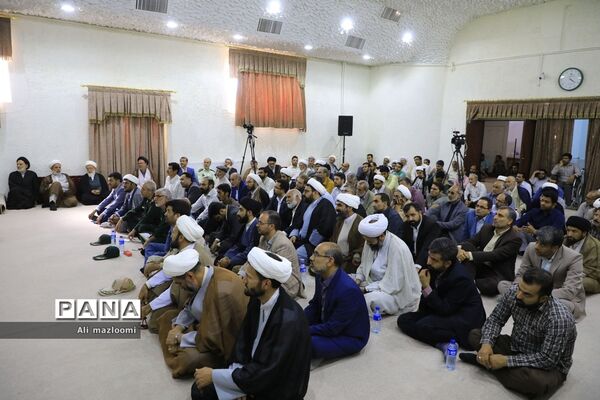 نشست تبیین مسائل جاری انقلاب اسلامی با سخنرانی صفار هرندی