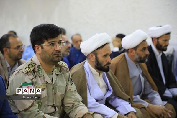 نشست تبیین مسائل جاری انقلاب اسلامی با سخنرانی صفار هرندی