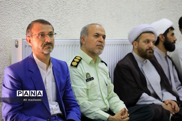 نشست تبیین مسائل جاری انقلاب اسلامی با سخنرانی صفار هرندی