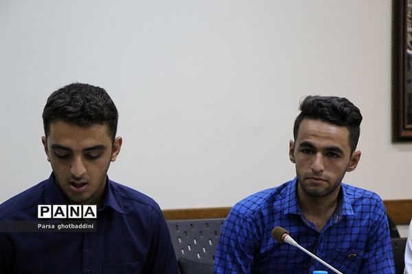 دیدار اعضای محاد با مدیرکل صدا و سیمای استان یزد