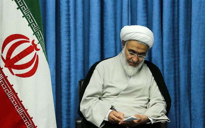 نماینده ولی فقیه در استان قزوین درگذشت پدر شهیدان محمدحسین و صمد محمودیان را تسلیت گفت
