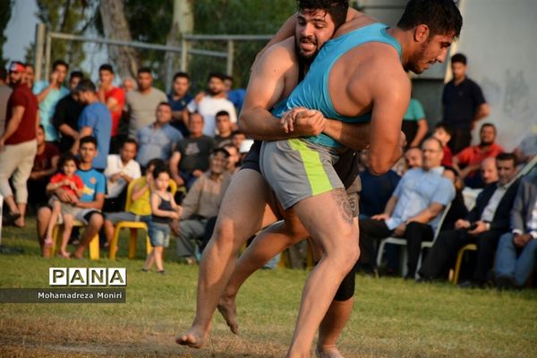 مسابقه کشتی سنتی لوچو در فریدونکنار
