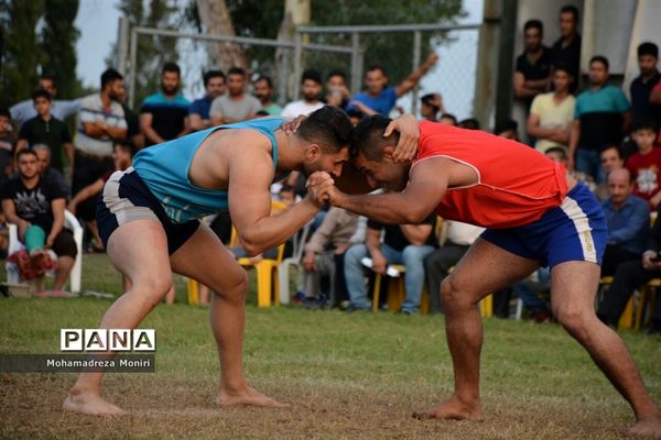 مسابقه کشتی سنتی لوچو در فریدونکنار