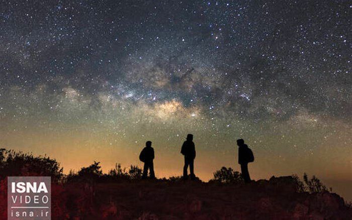 ملاقات ماه و "چشم‌گاو" در آسمان بامداد فردا + تصویر