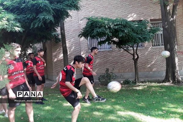 اعزام کاروان ورزشى دانش‌آموزان استان بوشهر به سى و ششمین دوره مسابقات قهرمانى دانش‌آموزان کشور