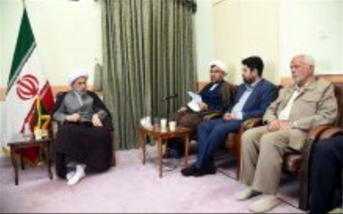 نماینده ولی فقیه در فارس: نباید از میدان دادن به جوانان هراس داشت