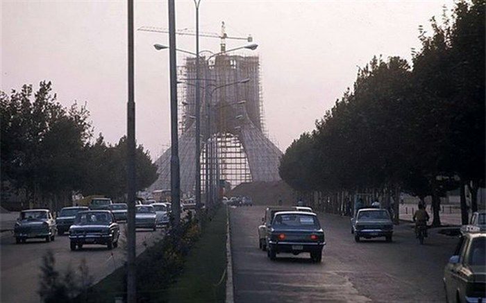 تصویر/ سال ۱۳۴۹؛ میدان آزادی در مراحل پایانی ساخت