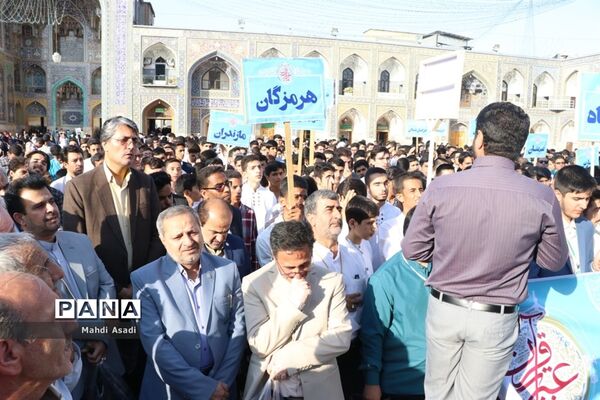زیارت دسته جمعی دانش‌آموزان قرآنی سراسر کشور در حرم مطهر رضوی
