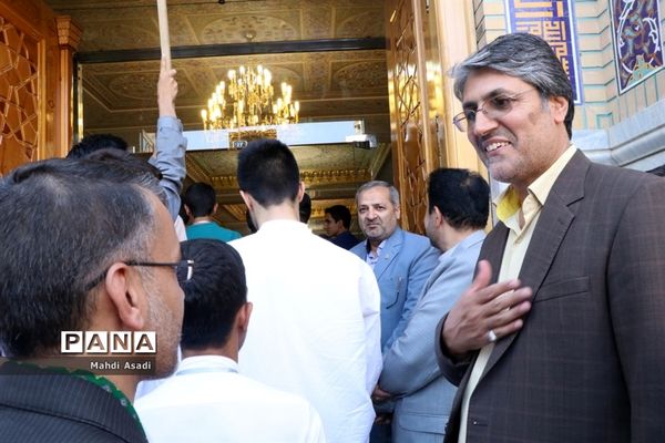 زیارت دسته جمعی دانش‌آموزان قرآنی سراسر کشور در حرم مطهر رضوی