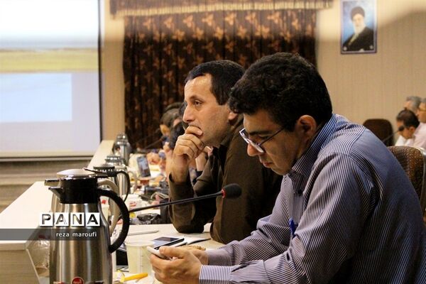 نشست خبری رئیس دانشگاه ارومیه به همراه پژوهشکده آرتمیا وآبزی پروری