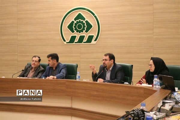 نشست خبری هیات رئیسه شورای اسلامی شهر شیراز